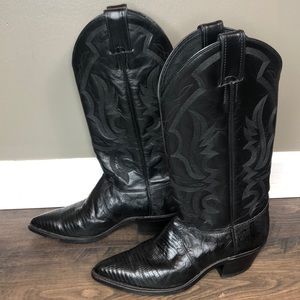Justin black cowboy boots size 6 1/2 B